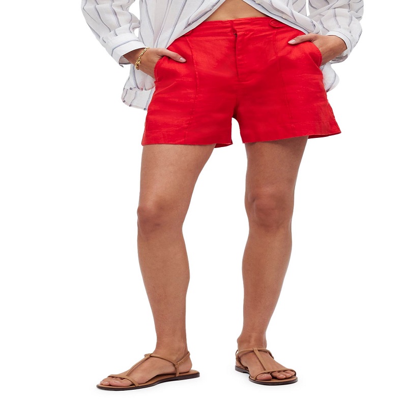 How to match clothes with womens red shorts?