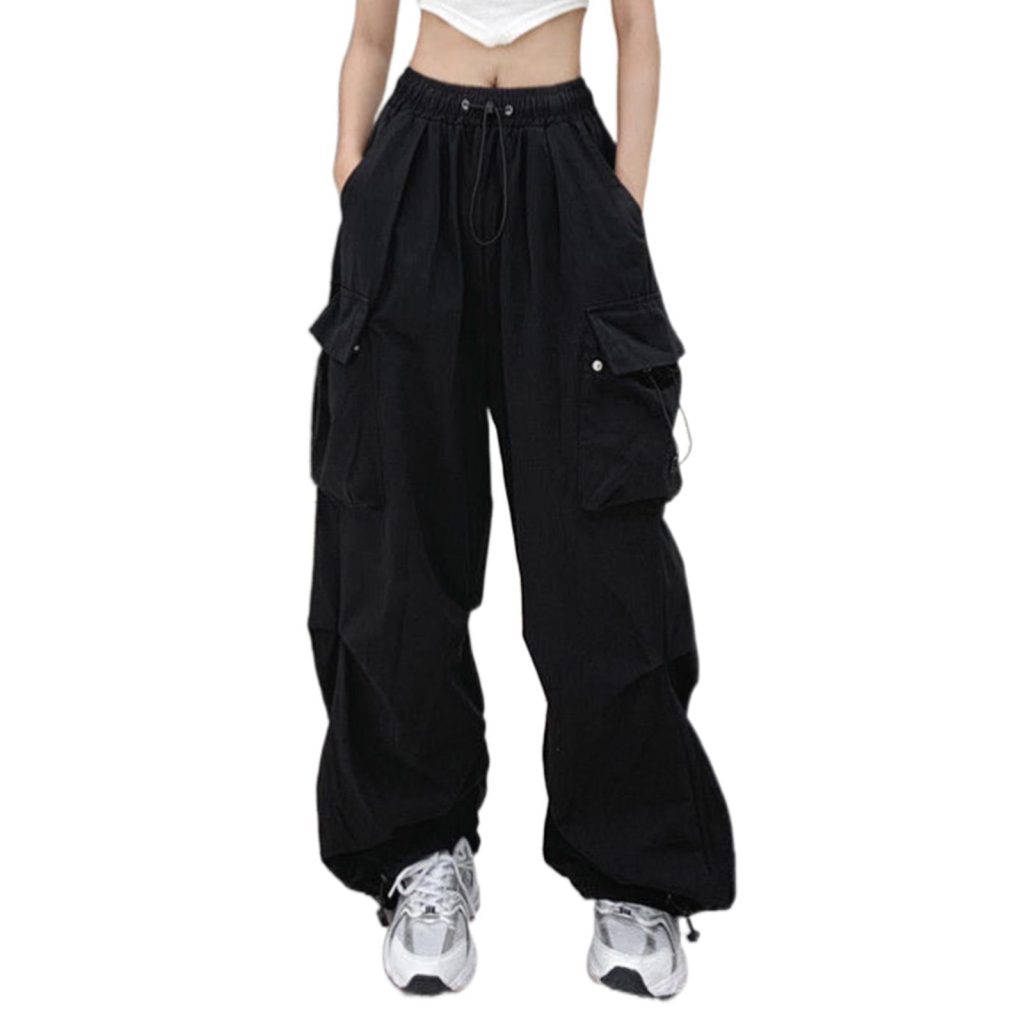 wear with baggy cargo pants