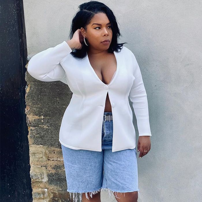 Top Trends in Plus Size Jean Shorts: What to Wear This Season